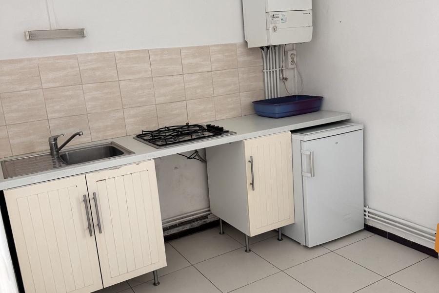 Photo 2 - Location Appartement 1 pièce(s) - 28 m²