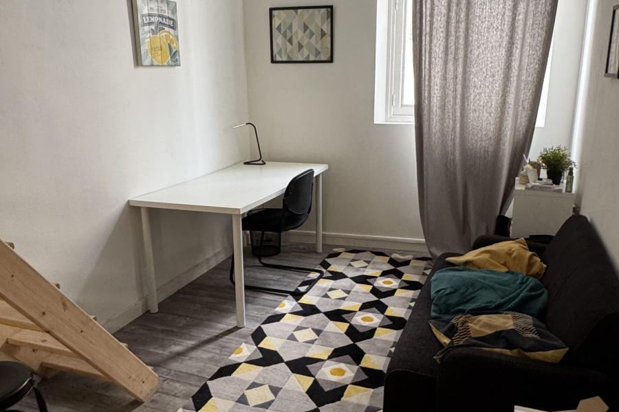 Photo 0 - Location Appartement 1 pièce(s) - 18 m²