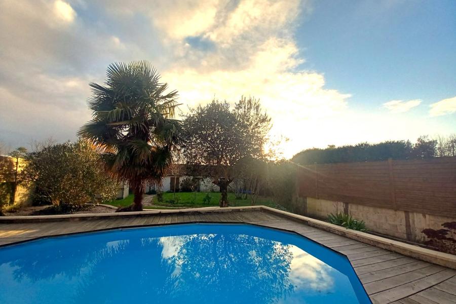 Photo 0 - Vente Maison 7 pièce(s) - 142 m²
