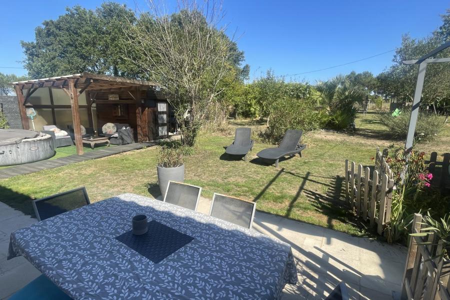 Photo 0 - Vente Maison 6 pièce(s) - 126 m²