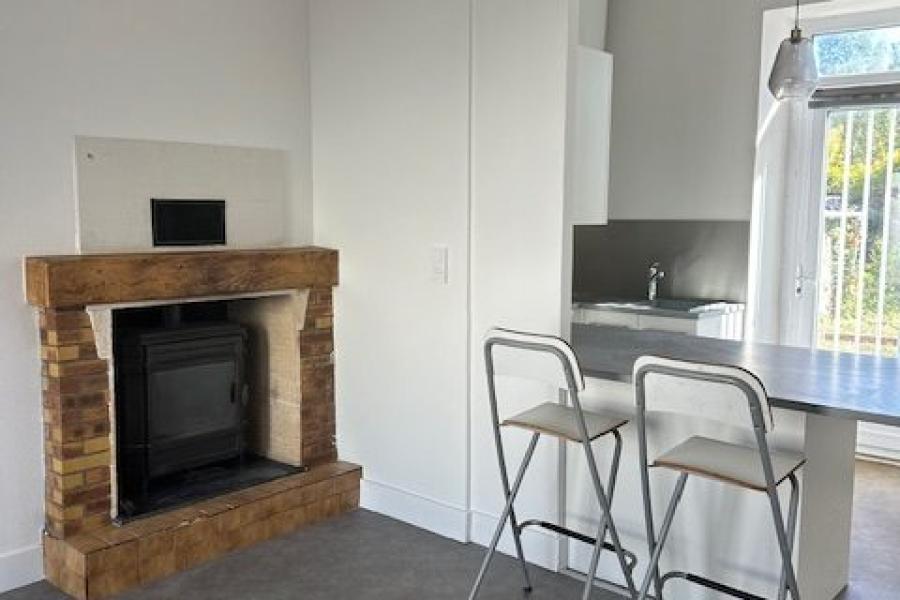 Photo 0 - Location Maison 4 pièce(s) - 43 m²