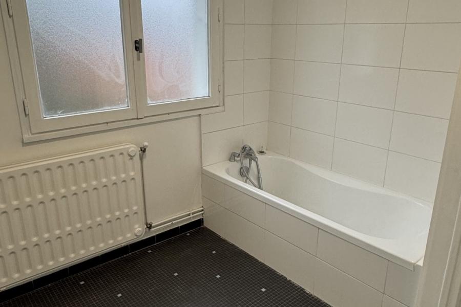 Photo 8 - Location Maison 4 pièce(s) - 92 m²